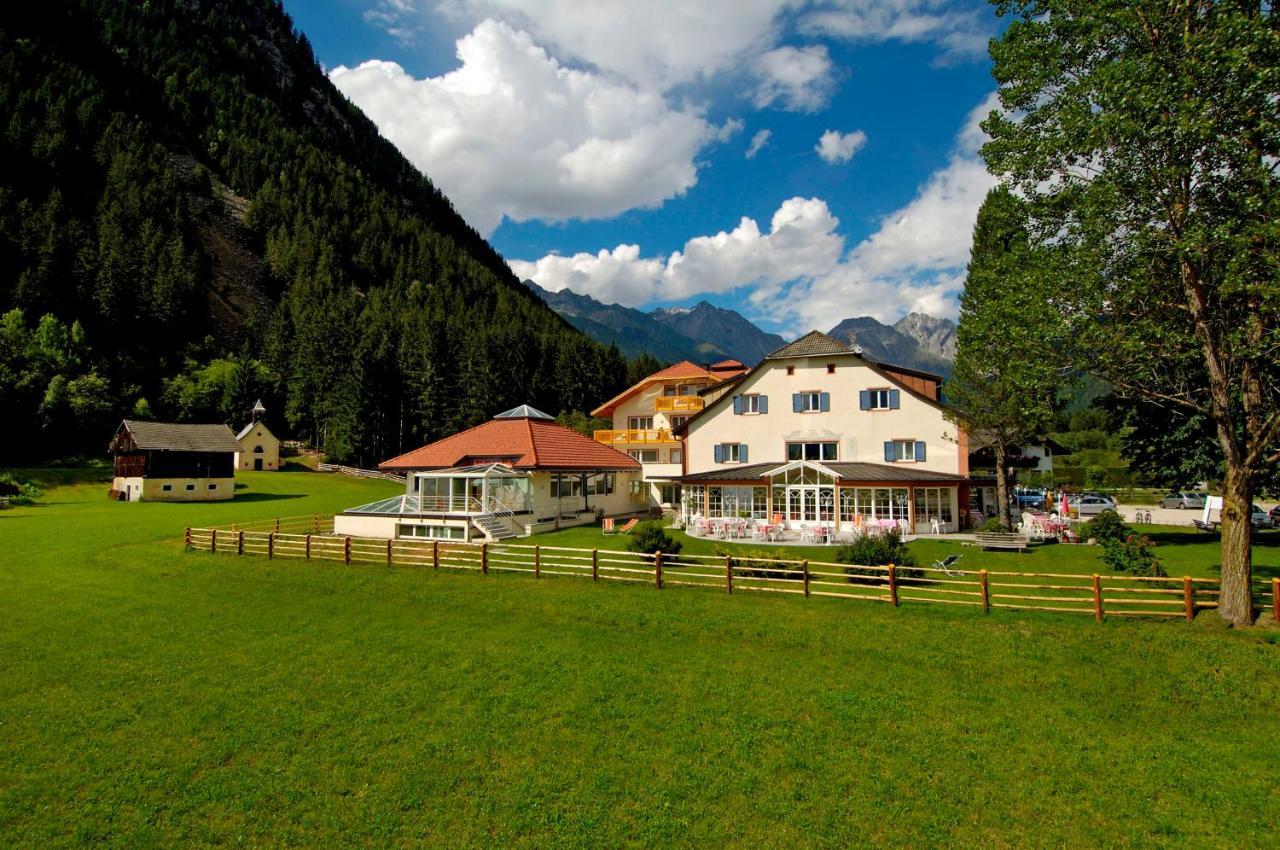 Hotel Bad Salomonsbrunn Anterselva di Mezzo Esterno foto