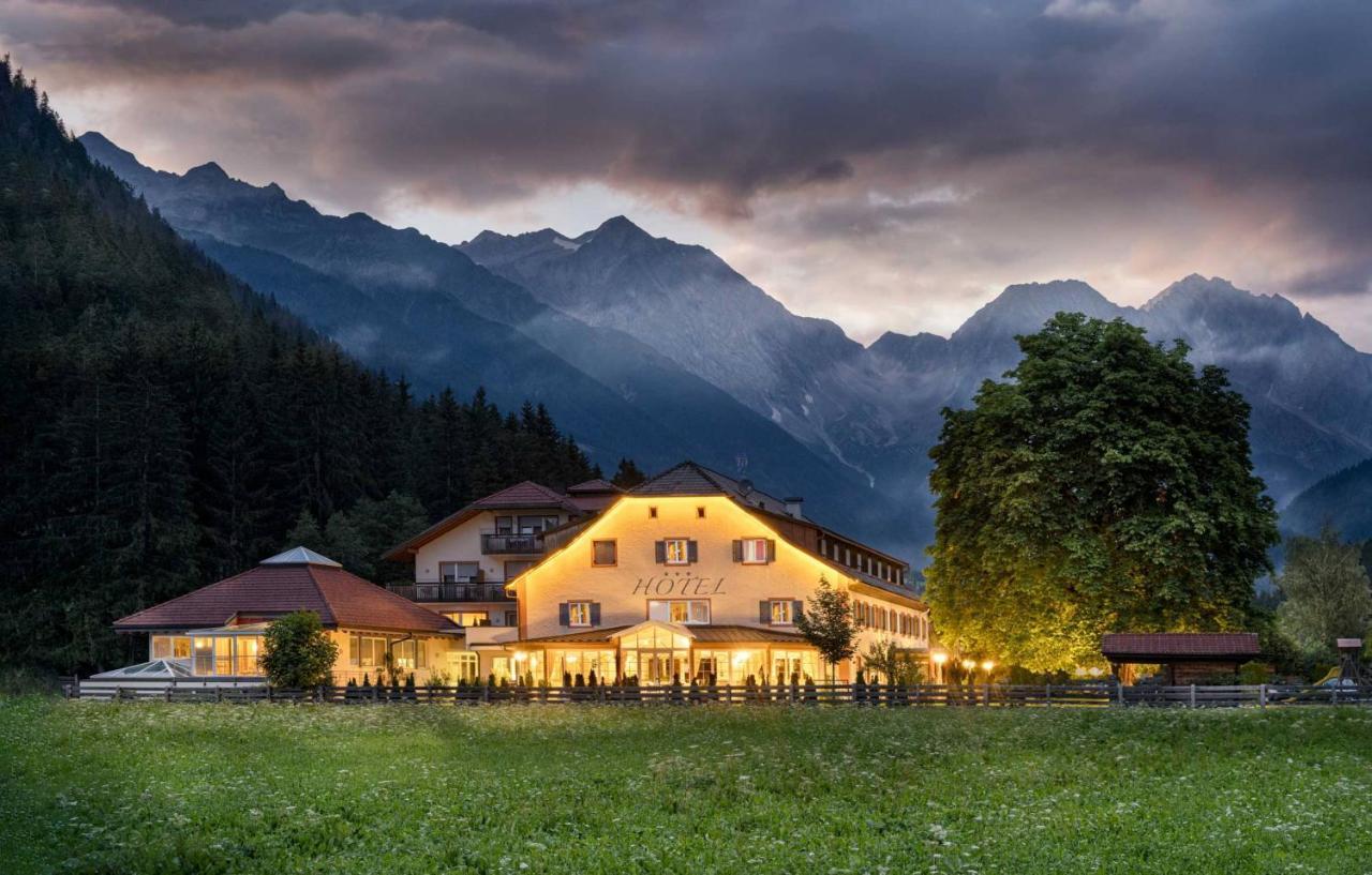 Hotel Bad Salomonsbrunn Anterselva di Mezzo Esterno foto
