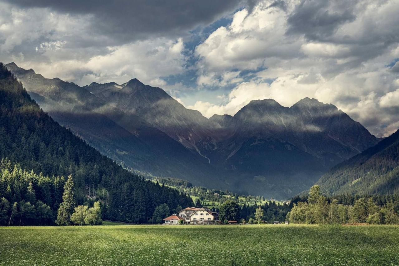 Hotel Bad Salomonsbrunn Anterselva di Mezzo Esterno foto