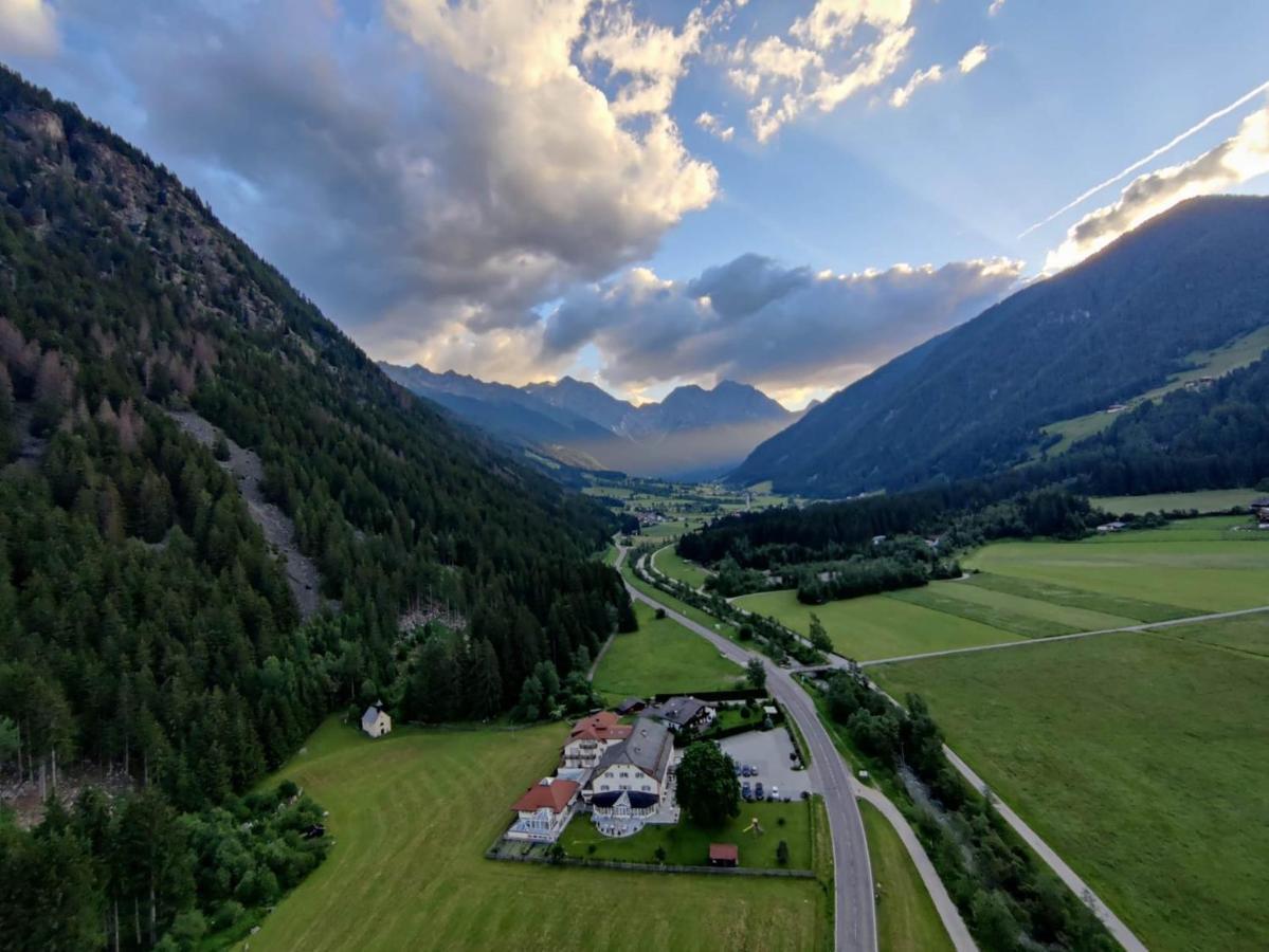 Hotel Bad Salomonsbrunn Anterselva di Mezzo Esterno foto