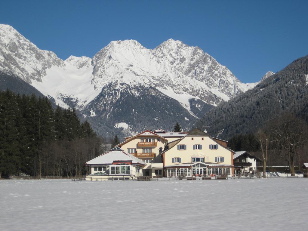 Hotel Bad Salomonsbrunn Anterselva di Mezzo Esterno foto