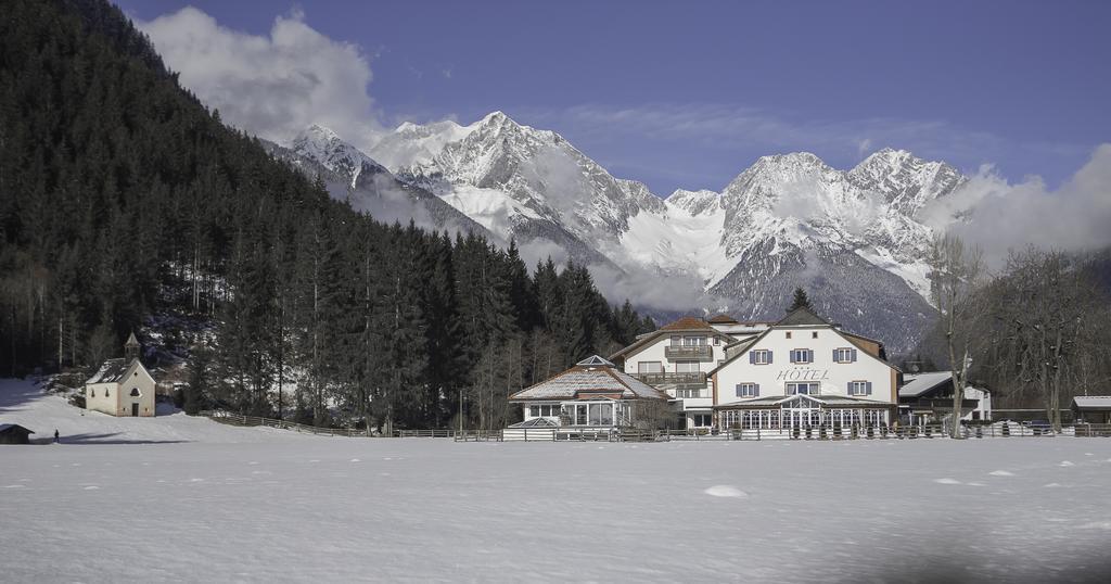 Hotel Bad Salomonsbrunn Anterselva di Mezzo Esterno foto